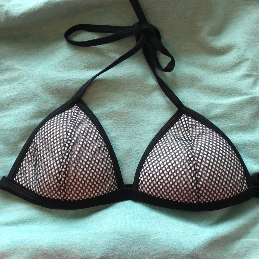 triangl style top